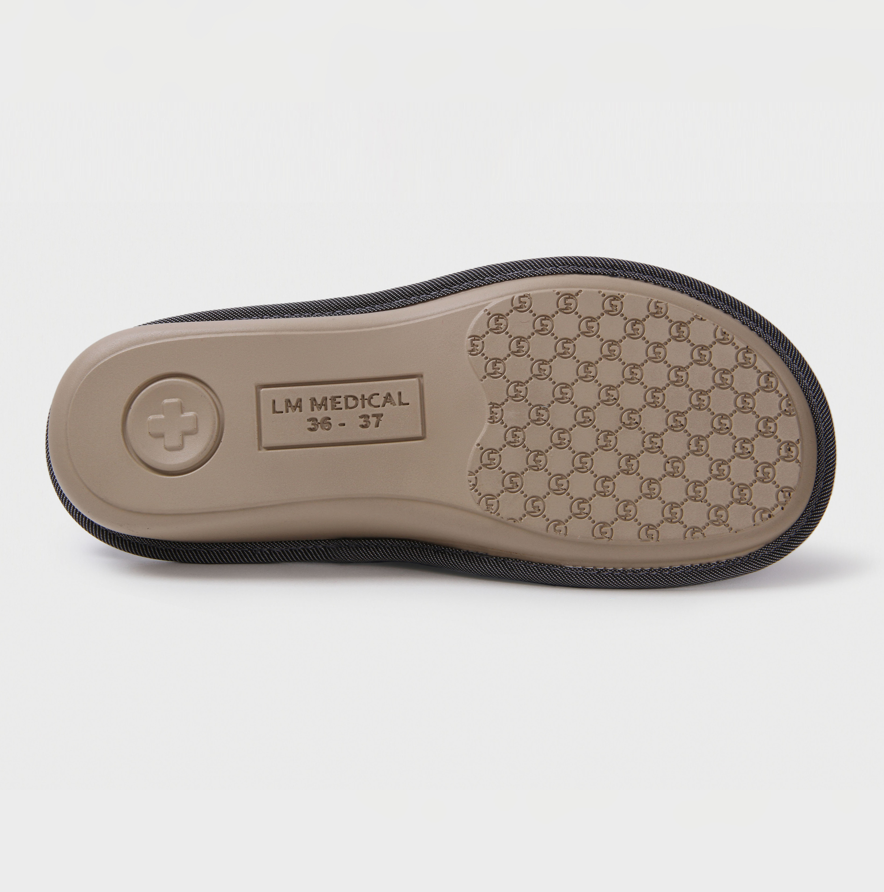 Chaussures orthopédiques à la maison LM-810.046